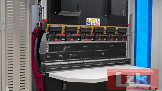 Pure Electrical Small Tiny CNC Press Brake with 4 Axes